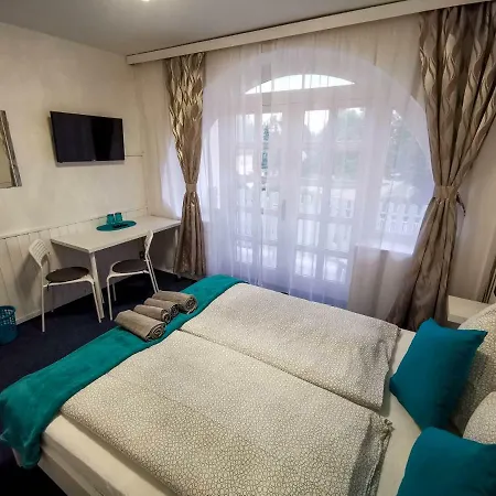 Bed and breakfast Balcsi 2*
