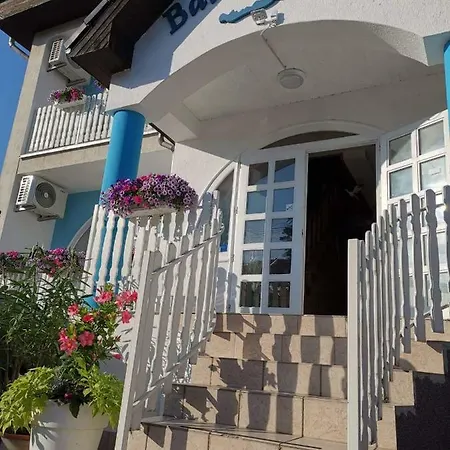 Balcsi فندق مبيت وإفطار 2*
